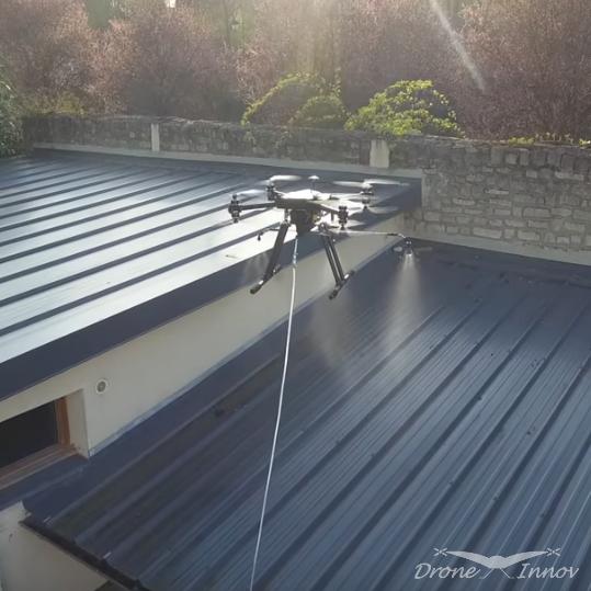 Nettoyage toiture et façade par drone - Nettoyage, diagnostic et communication d'entreprise par drone en Normandie