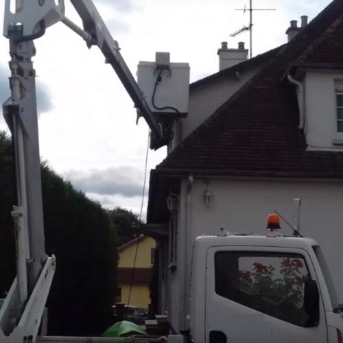 Chantier de nettoyage à Authie - Prestations aériennes et communication d'entreprise par drone en Normandie